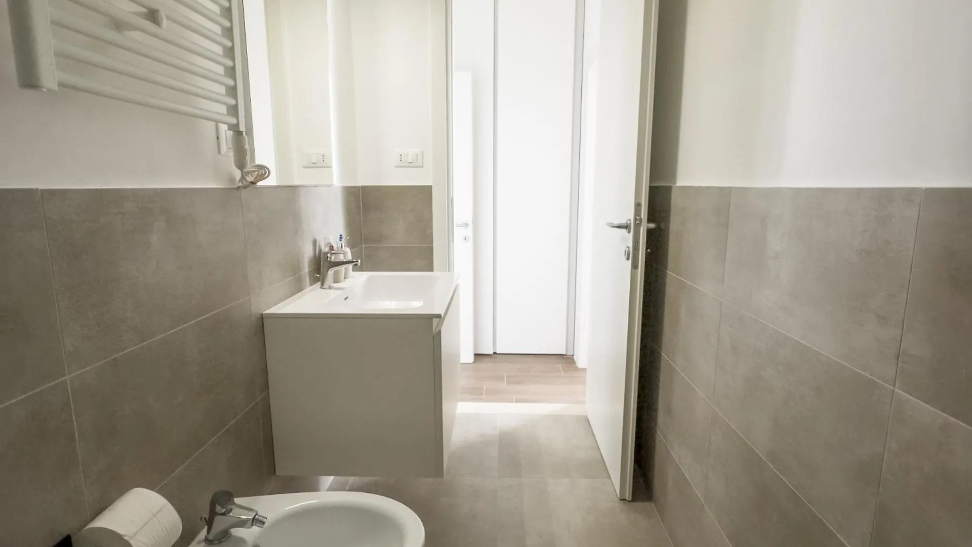 Bright Vatican Apartment Rome