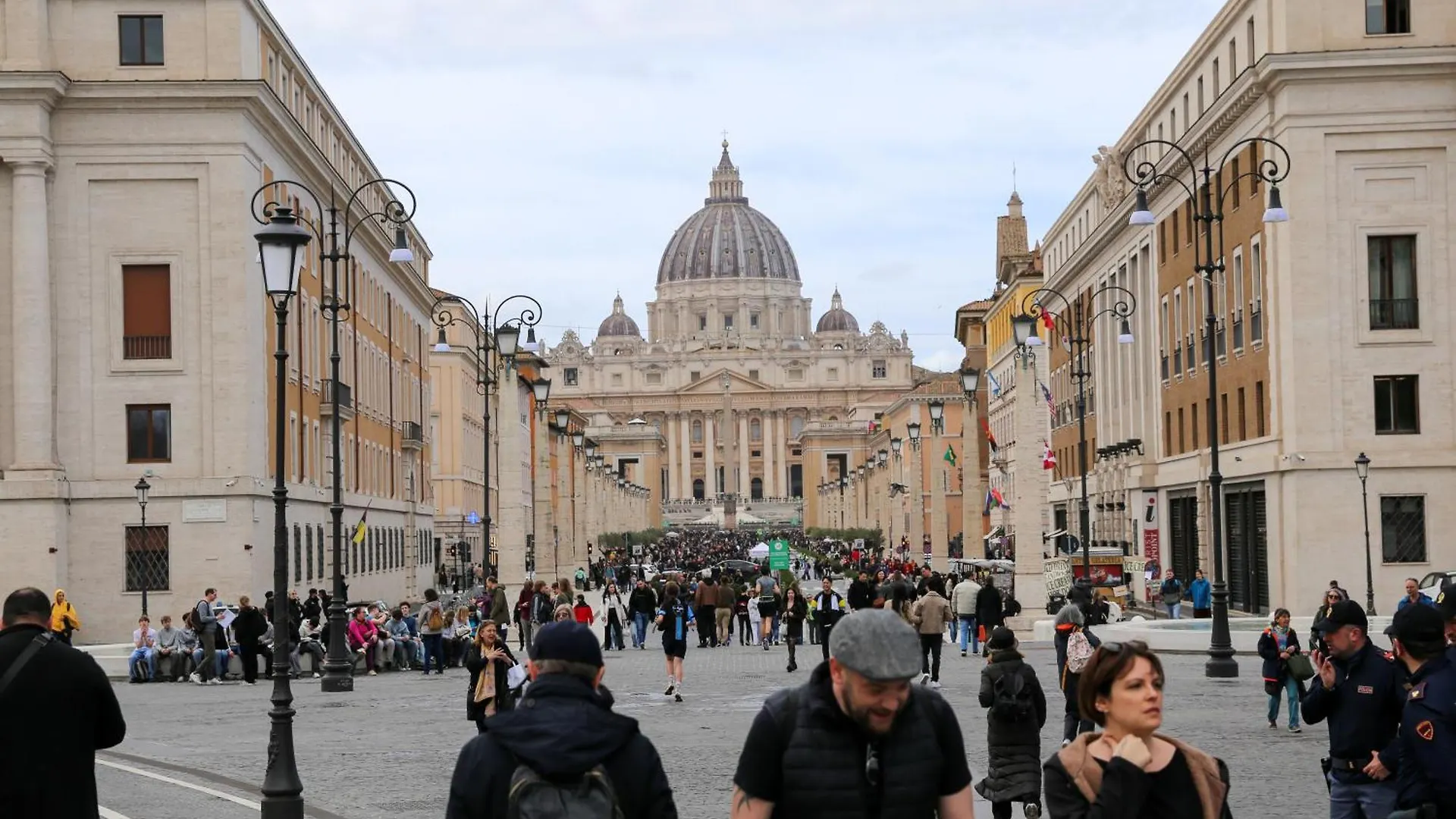 Bright Vatican Apartment Rome